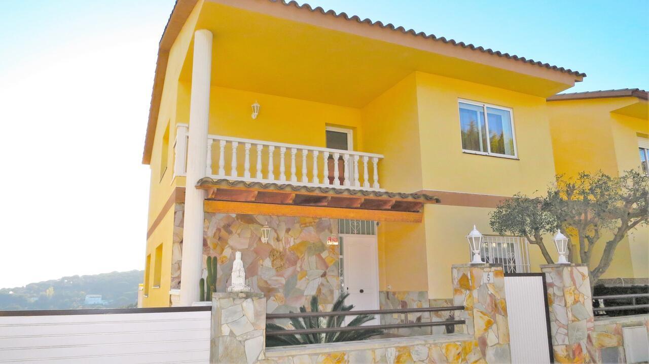 Villa Carolina Mataro Exterior photo