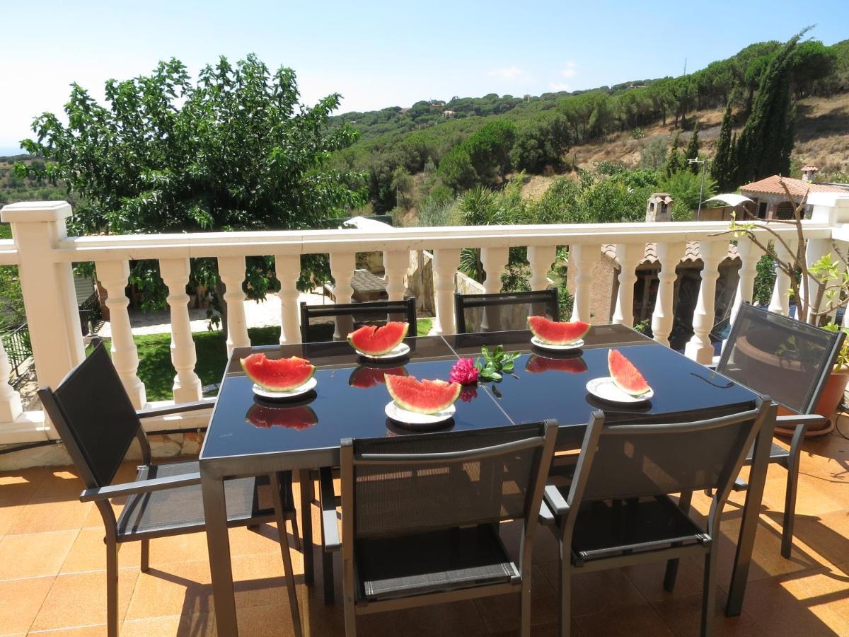 Villa Carolina Mataro Exterior photo